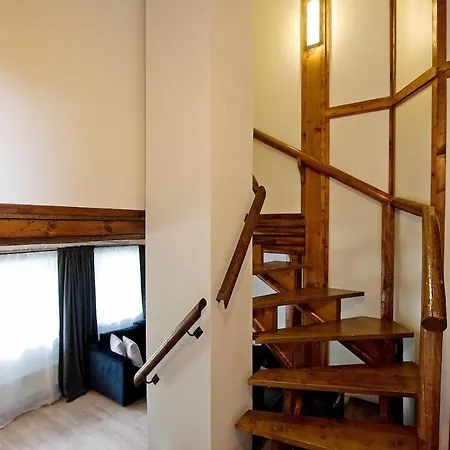 Charmantes Mit Garten, Kamin & Teich Hirzenhain