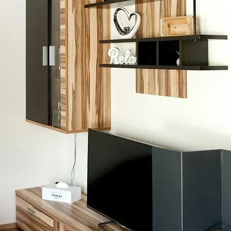 Charmantes Mit Garten, Kamin & Teich Апартаменты Hirzenhain