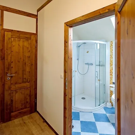 Charmantes Mit Garten, Kamin & Teich * Hirzenhain