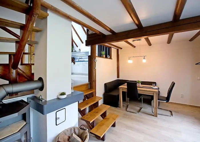 Charmantes Mit Garten, Kamin & Teich * Hirzenhain