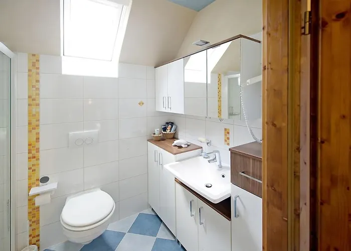 Charmantes Mit Garten, Kamin & Teich * Hirzenhain