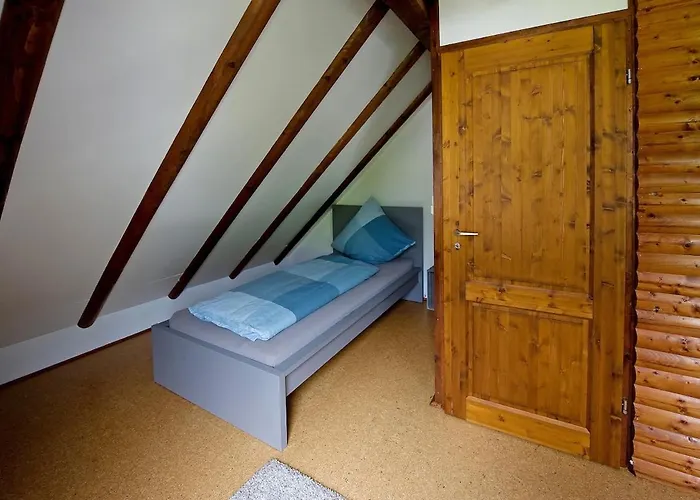 Charmantes Mit Garten, Kamin & Teich Lejlighed *