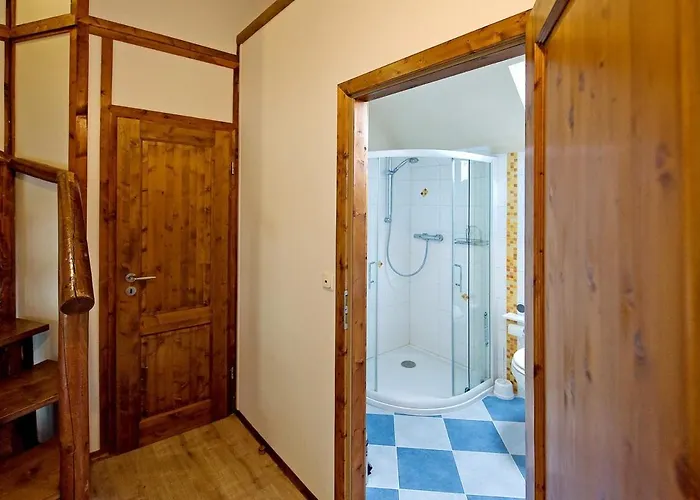 Charmantes Mit Garten, Kamin & Teich * Hirzenhain