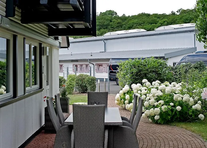 Charmantes Mit Garten, Kamin & Teich